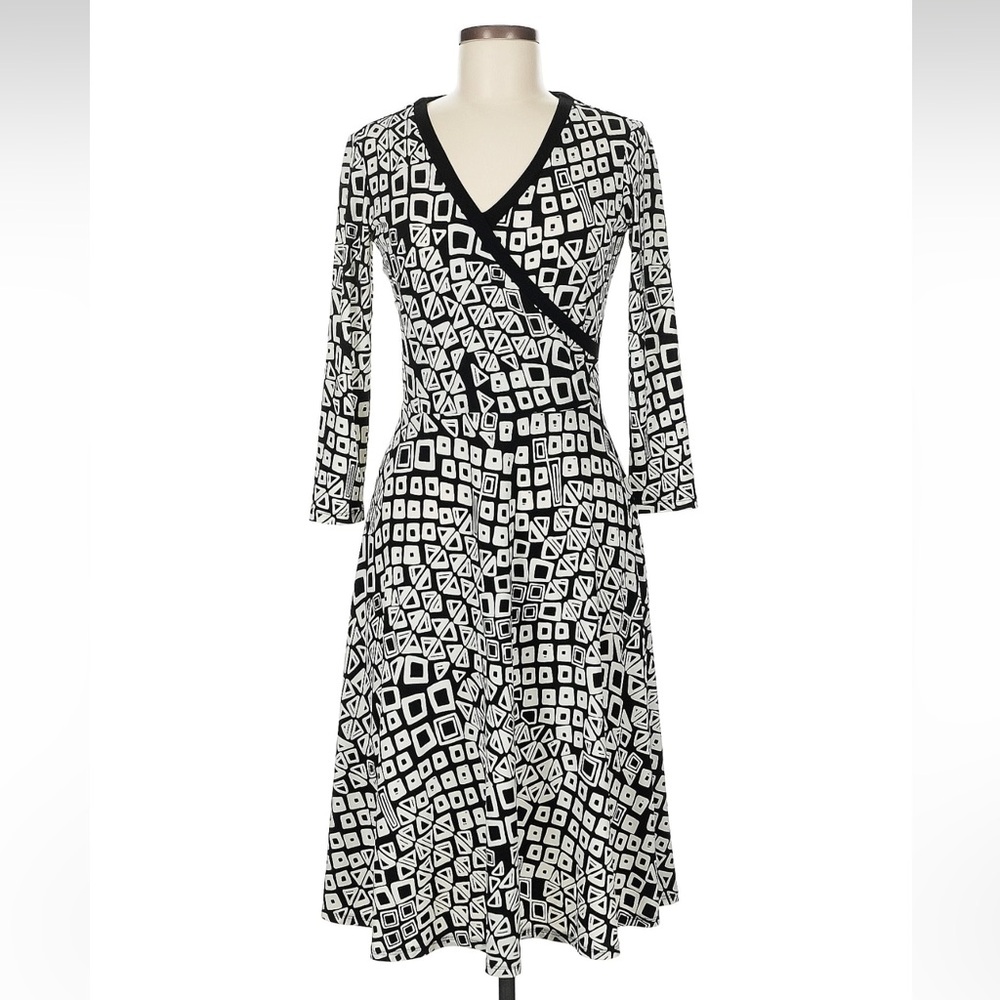 Donna Morgan Black and White Geometric Wrap Dress